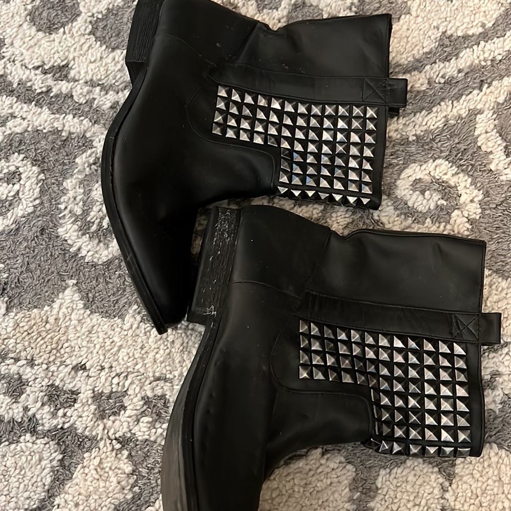 Zara studded boots, black, size 39, pre-loved condition! - Picture 3 of 6